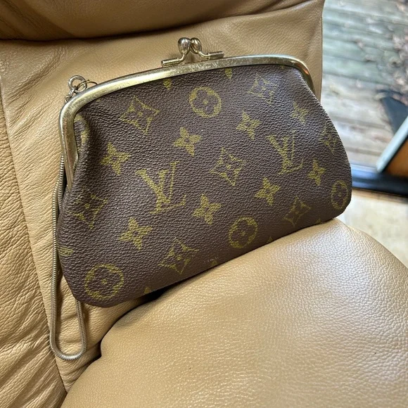 💼SUPER RARE VINTAGE KISS LOCK wristlet/purse - Picture 6 of 9